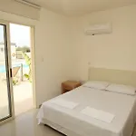 Вилла Athena Beach *